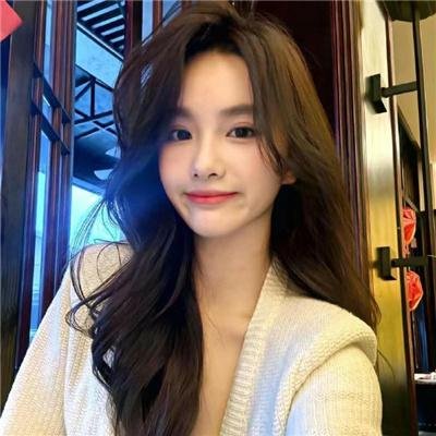 吸血鬼女王 封面