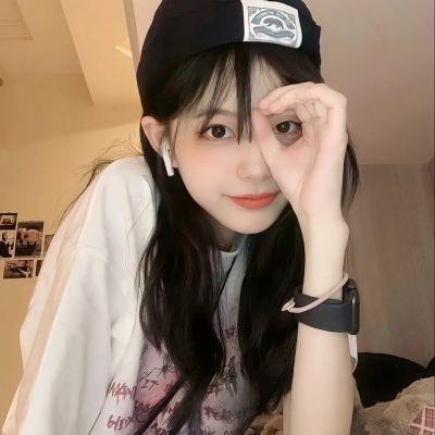 机器情人之野蛮女管家 封面